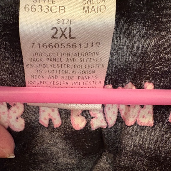 Marvel Superhero Scrub Top 2XL Black Red V-Neck Nurse Comic Graphic. EUC. - Picture 9 of 9